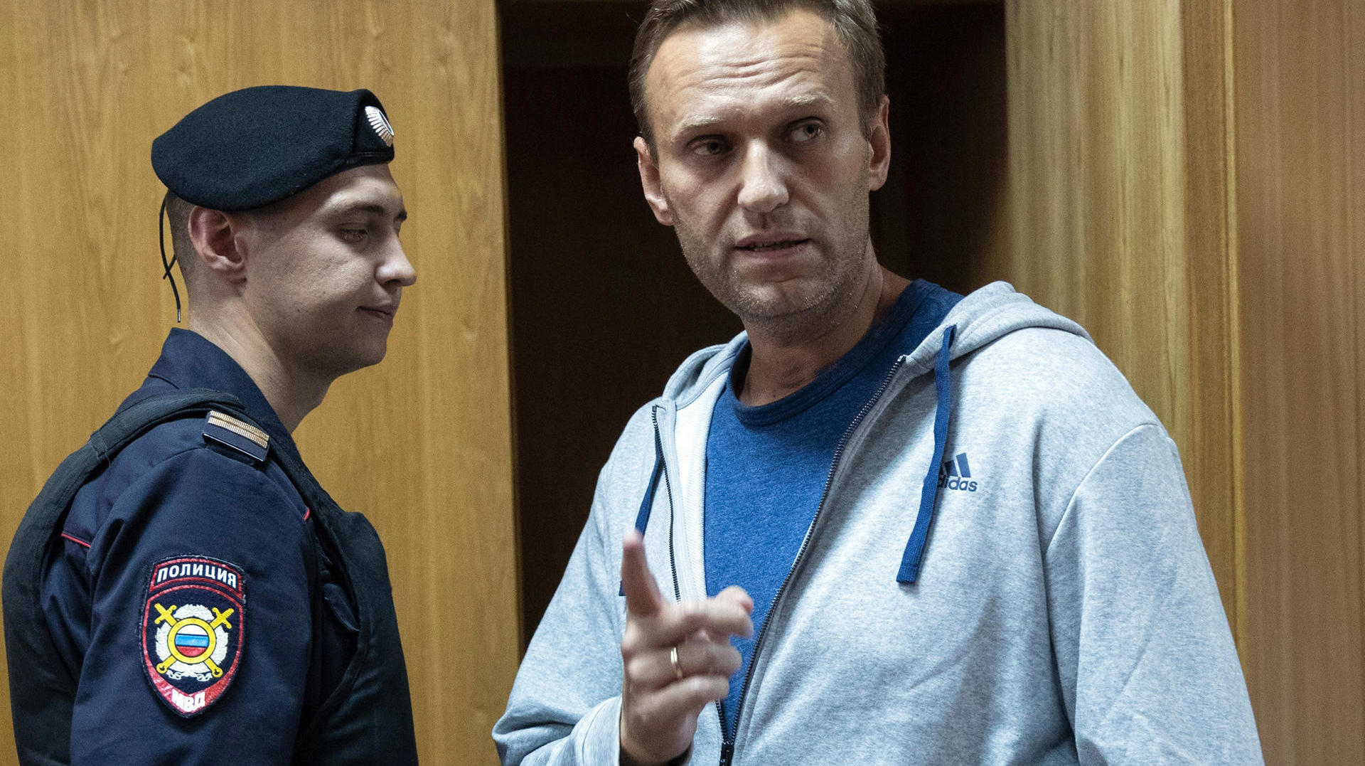 Alexej Navalny soll vor einer möglichen Vergiftung beobachtet worden sein